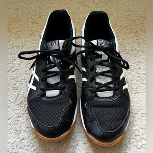 Asics volleyball shoes, size 10